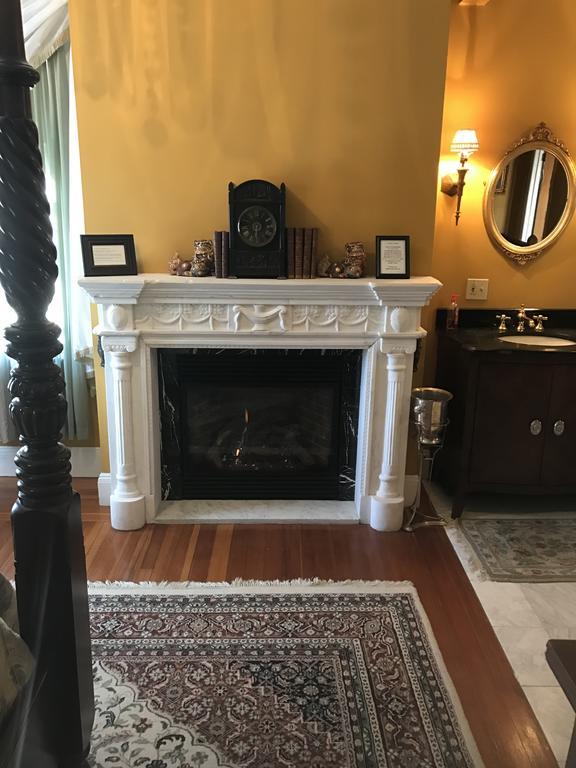 Edgewood Manor Inn Bed And Breakfast Providence Buitenkant foto